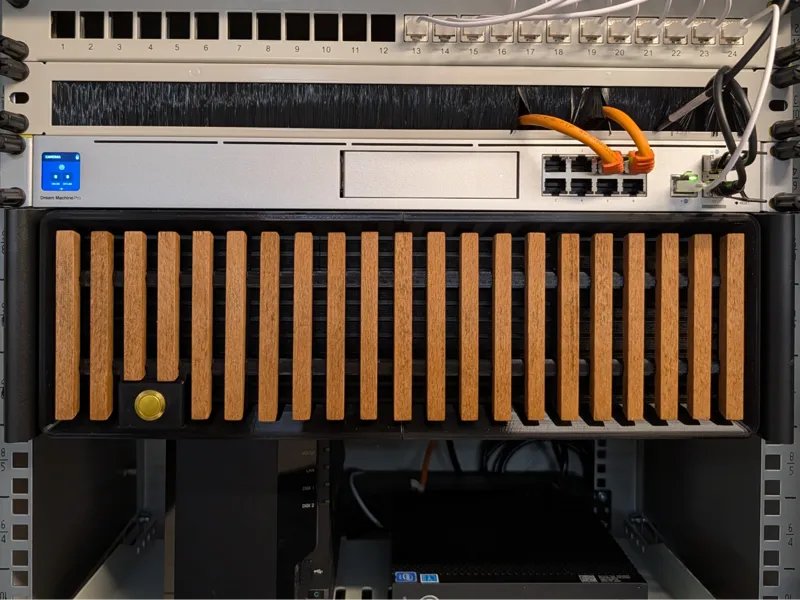 Scandinavian Slat Style 3U Server Chassis Front