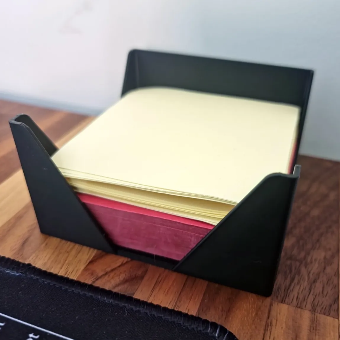 Porte-bloc de bureau compact