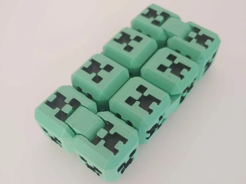 Minecraft creeper infinity cube