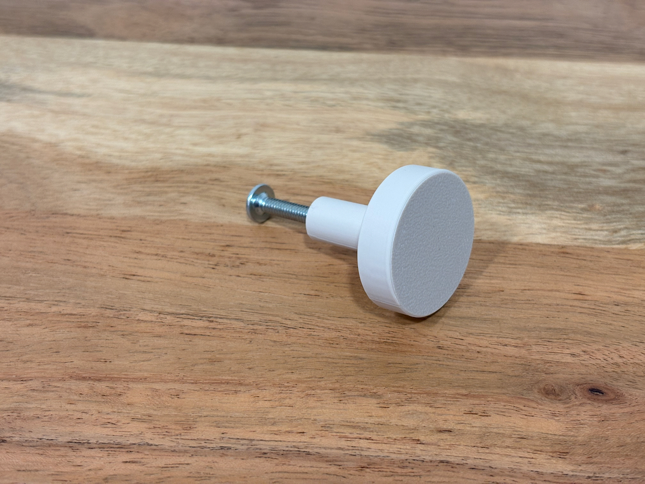 Miniatura 2 do modelo 3D Cabinet knobs