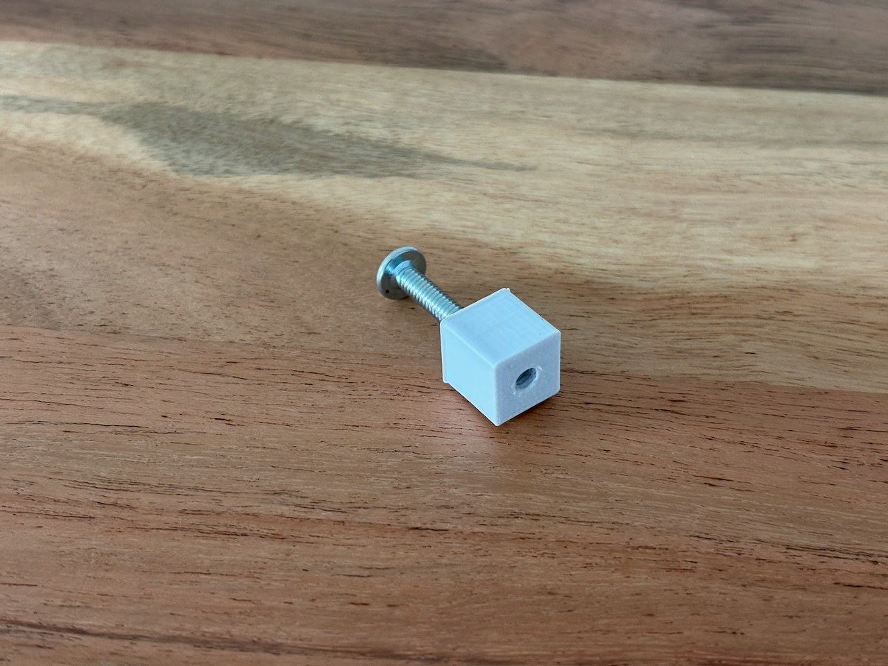 Miniatura 1 do modelo 3D Cabinet knobs