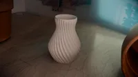 Vase en spirale au design moderne — photo 2
