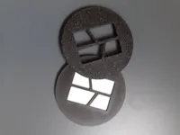Beide Tassenuntersetzer mit verschiedenen Logos