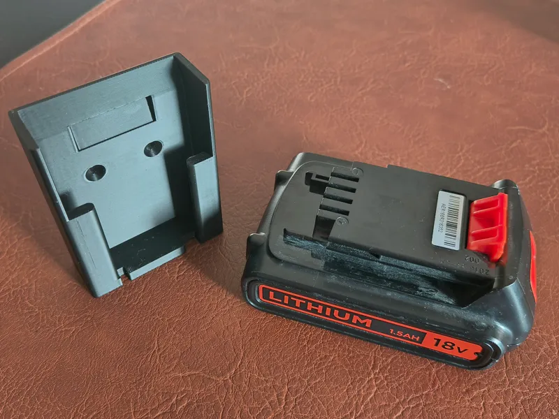 wall mounted battery holder for Black & decker 18V