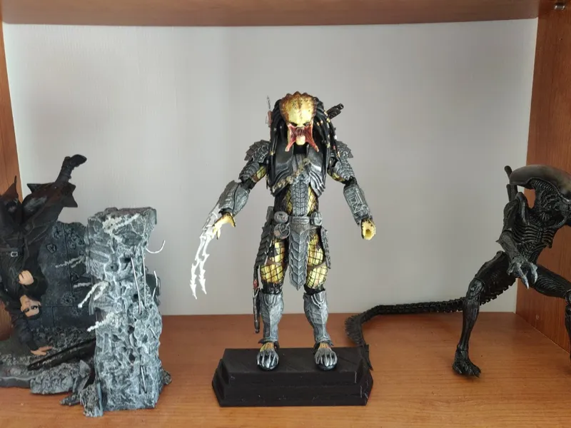 Figurine/Action Figure  Stand