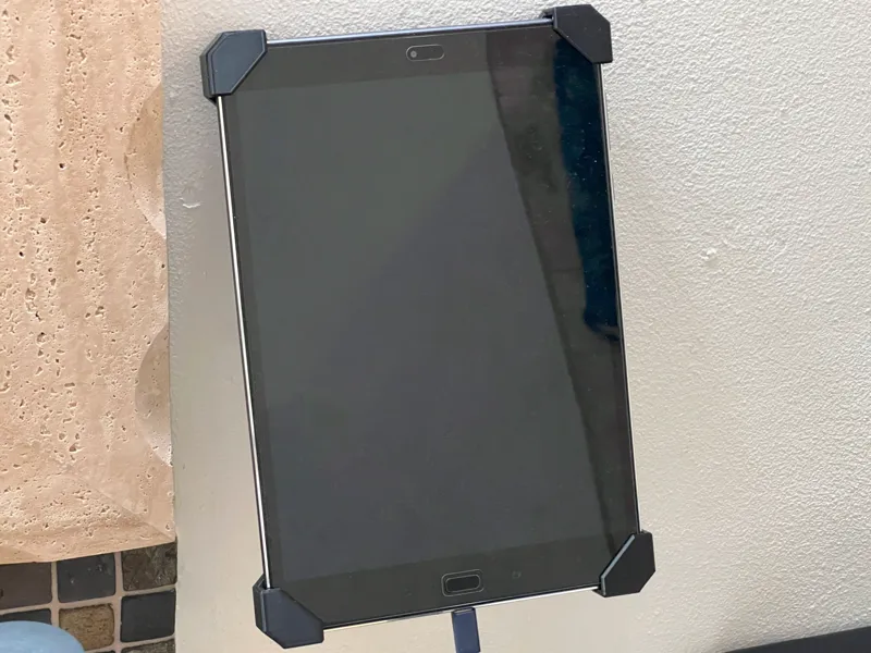 Beveled Tablet Wall Mount