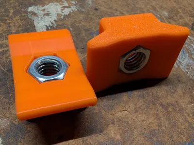 Dewalt_Saw_Stand_T_Nut