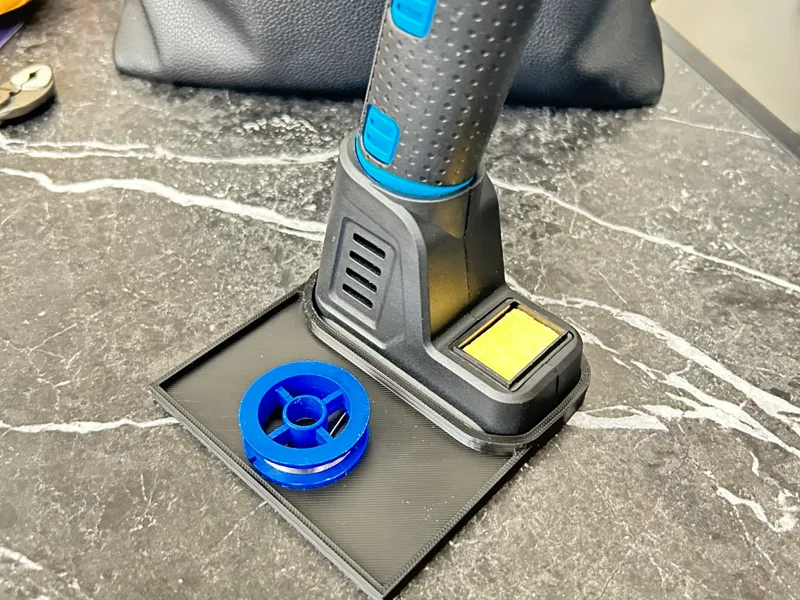 Stand for cordless soldering iron