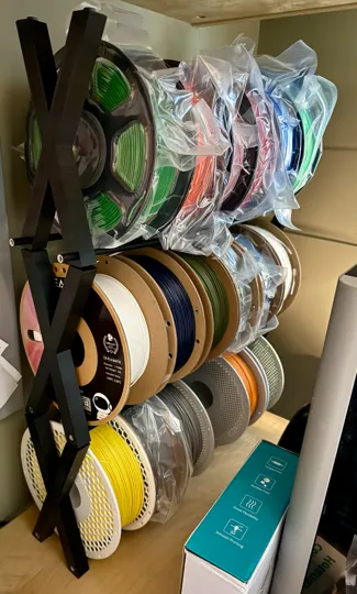Simple filament stand