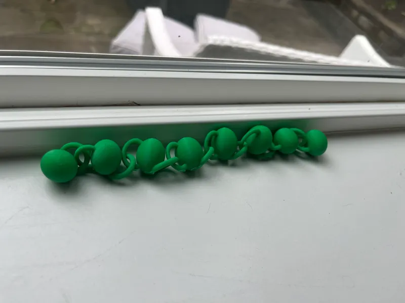 ball chain toy