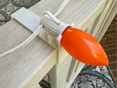 C7 & C9 Light Rail Clip