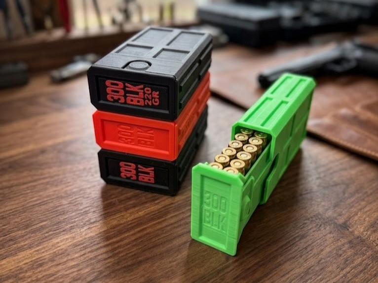 Miniatura 1 do modelo 3D Stackable Ammo Box - 300BLK 20RD