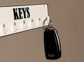 Key hanger