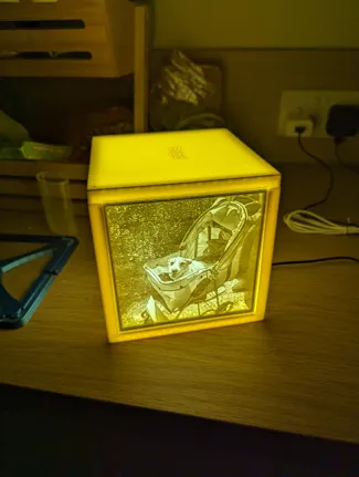 Lithophane Cube with support for light (LED Kit Compatible) 130x130mm