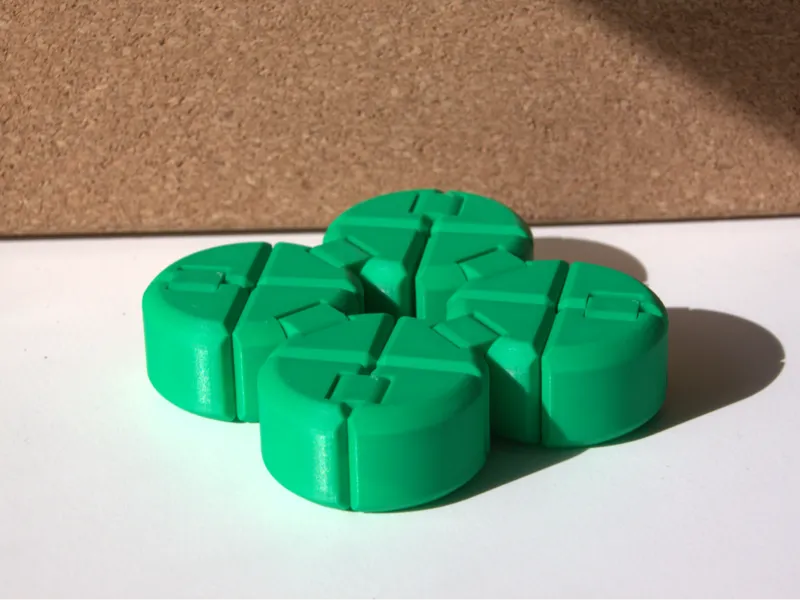 4 leaf clover Fidget Cube Pnp