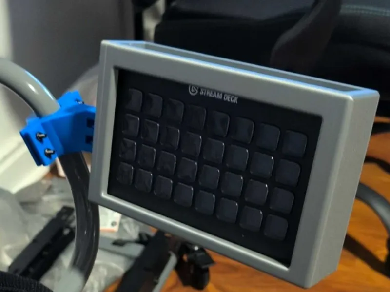 Stream Deck XL Mount Play Seat