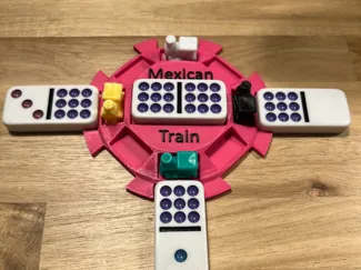 Domino - Mexican train station