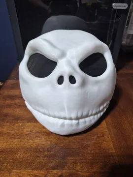 Pieza para disfraz o exhibición: Articulated Jack Skellington Helmet / Mask — vista de referencia 3