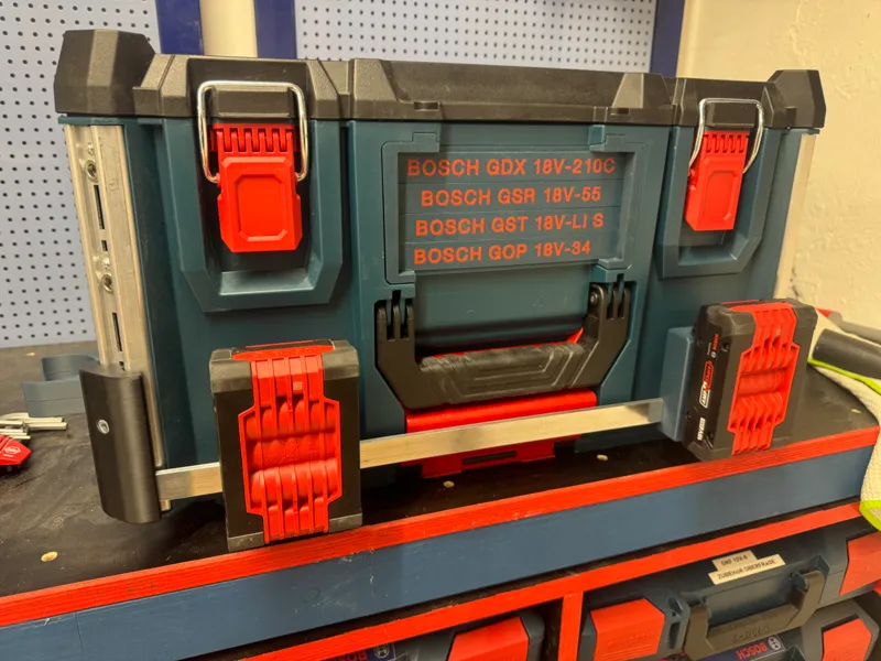 Bosch Professional Akkuhalter für Contractor