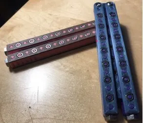 Functioning and proper flipping balisong