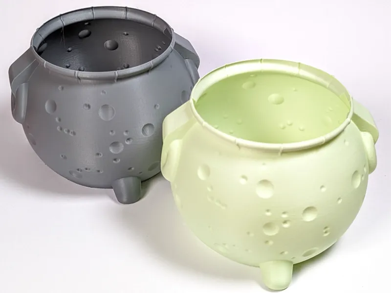 Moon Pot – Dekoschale mit Mondstruktur