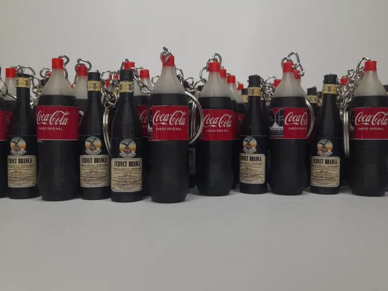 Llavero Coca Cola y Fernet