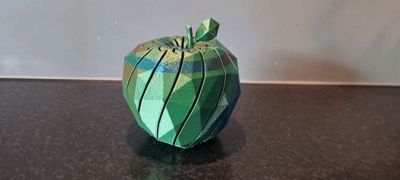 Twist fidget toy-apple