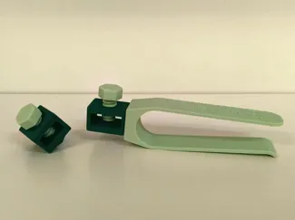 Agarre para cubiertos Ayúdame3D