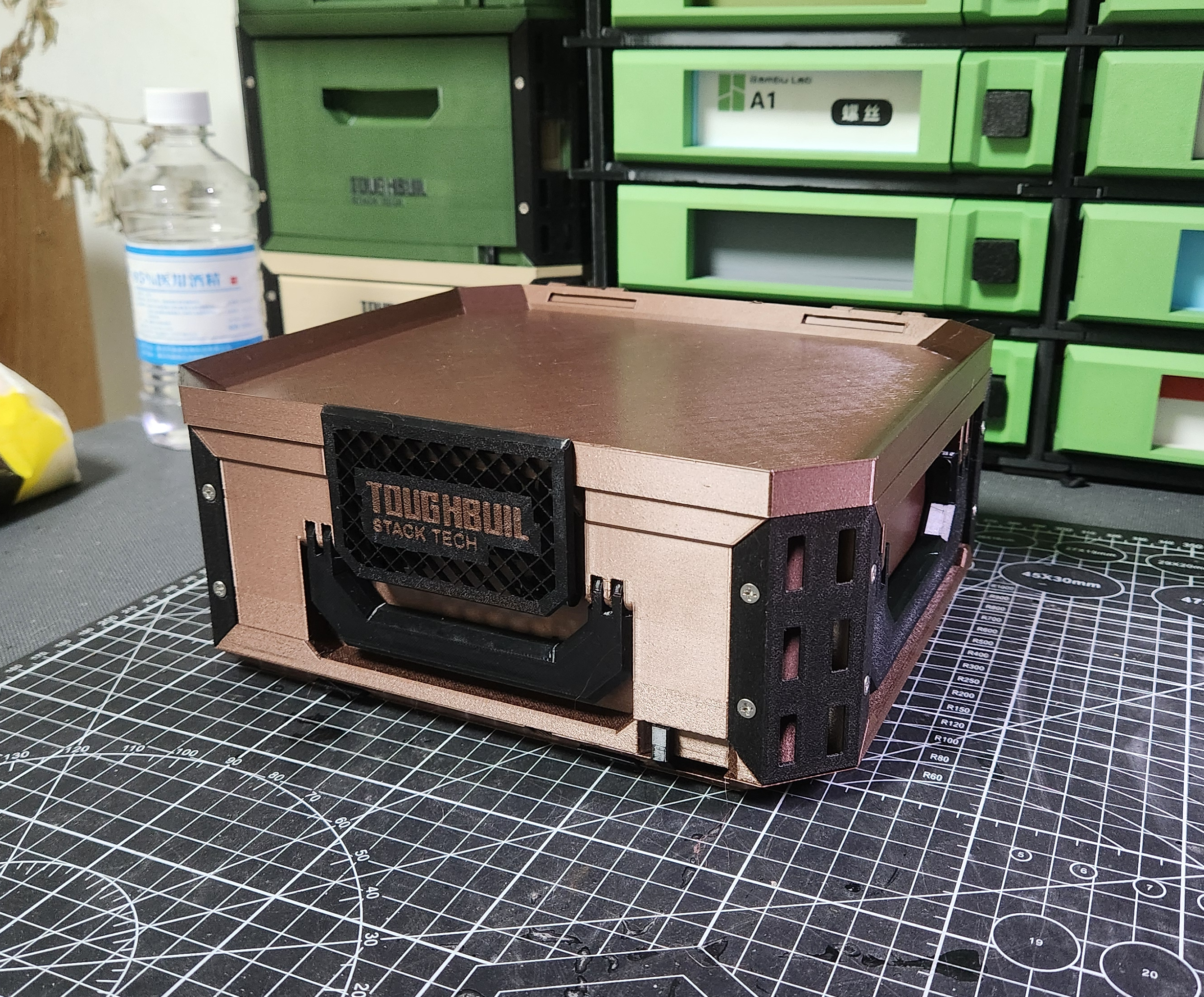 Miniatura 6 do modelo 3D 模块化堆叠工具箱（toughbuilt）