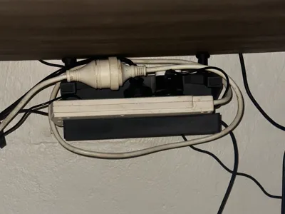 under desk cable managment ( for desk 0-48mm)