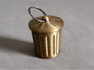 Simple Trash Bin Keychain