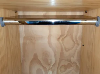 Kleiderstangenhalter für Ovalstange