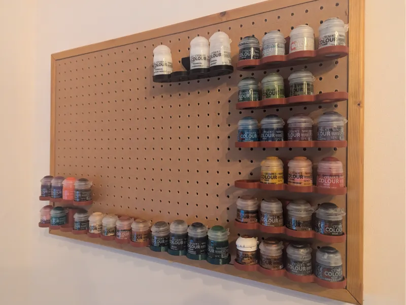 Citadel Paint Tray for pegboards with 2cm gap 