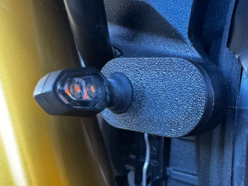 Adapter universal LED indicator DUCATI Scrambler