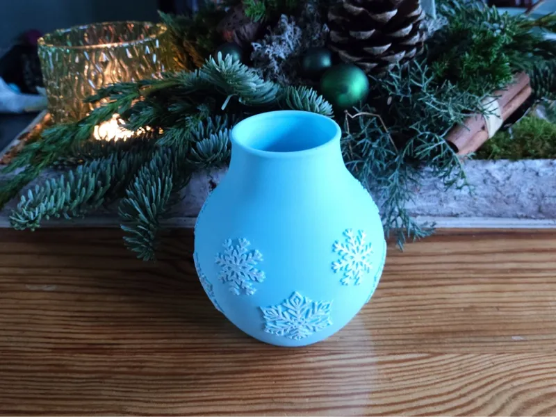 Snowflake vase