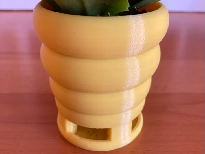 Cloudy Plant Pot