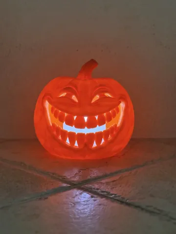 Accesorio de iluminación decorativa: The Grinning Pumkin - LED Tealight Holder — vista de referencia 5