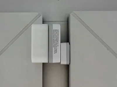 Aqara window corner mount