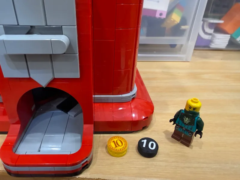 21358 - Minifigure Vending Machine Coin