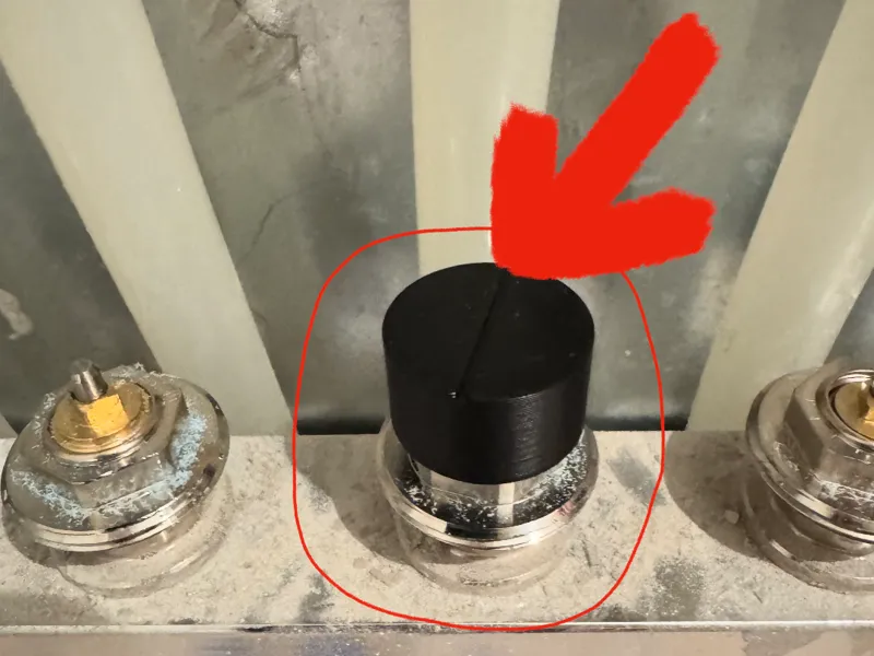 Floor heating distribution frame knob
