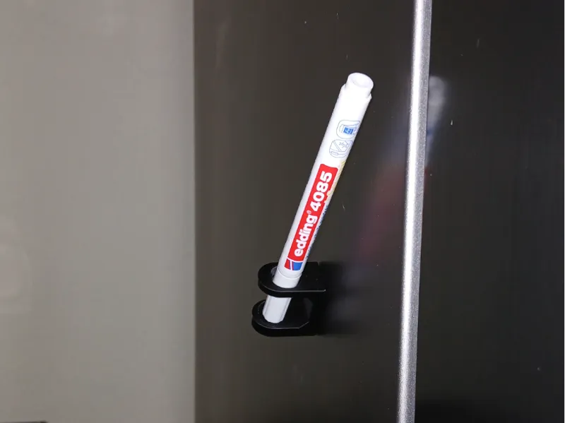simpler magnetischer Stift-/Kreidemarkerhalter
