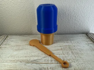 No Spill Bubble Wand Container