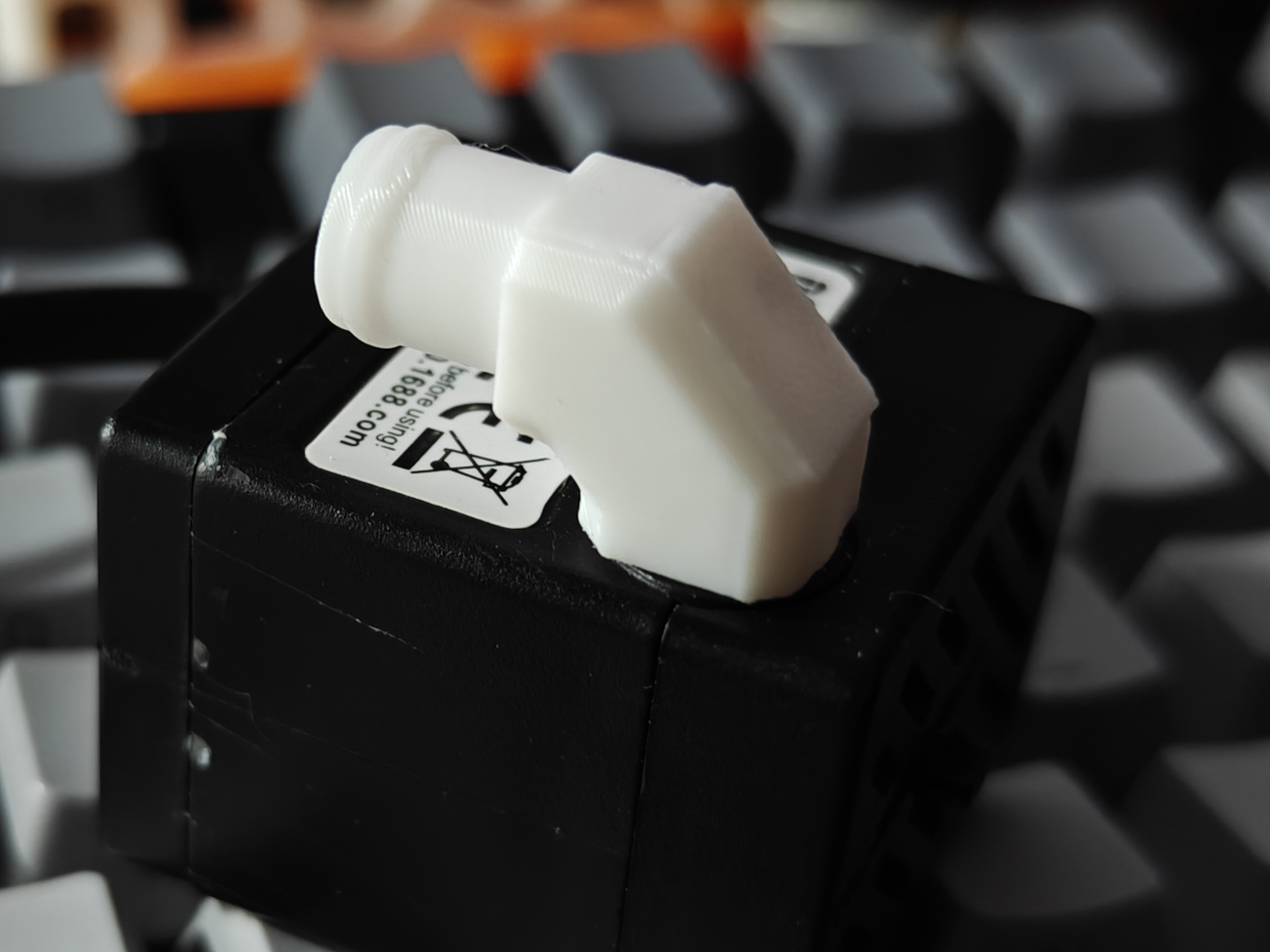 Miniatura 2 do modelo 3D 鱼缸潜水泵（变径）弯头