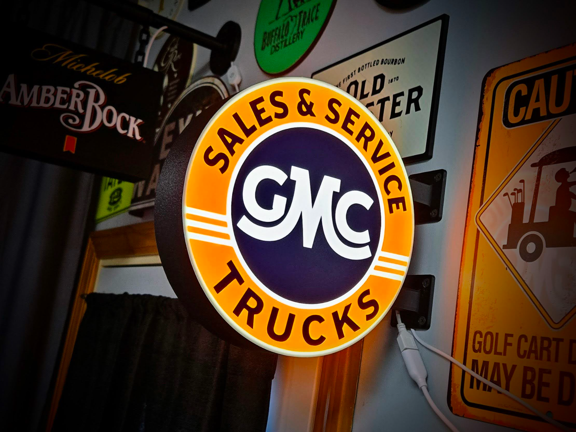 Vintage GMC Trucks ~ 2-Sided Round Lightbox