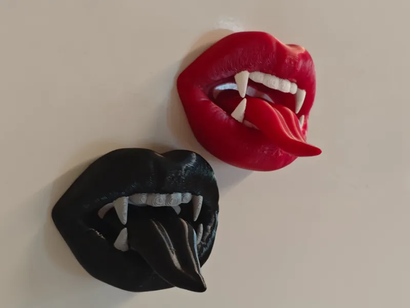 Vampire Kiss Fridge Magnet - no supports