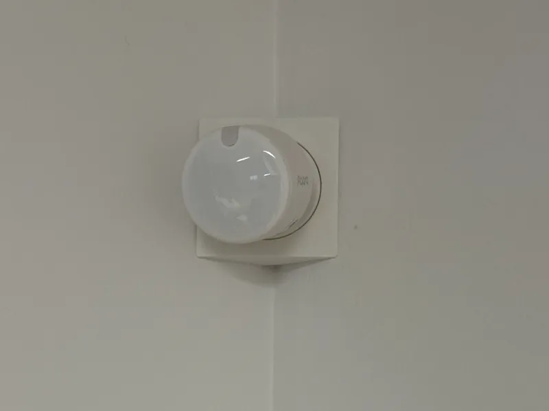Support d'angle pour Aqara FP300