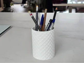Lapicero con textura de rombos 1