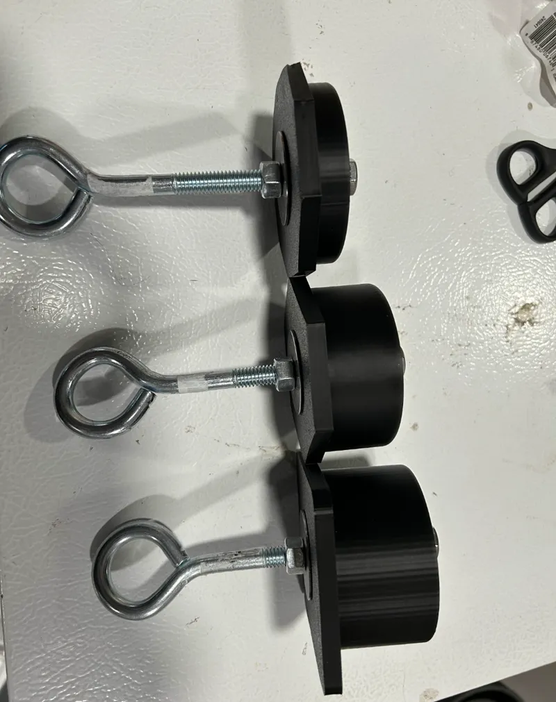 3 Hub grip variations