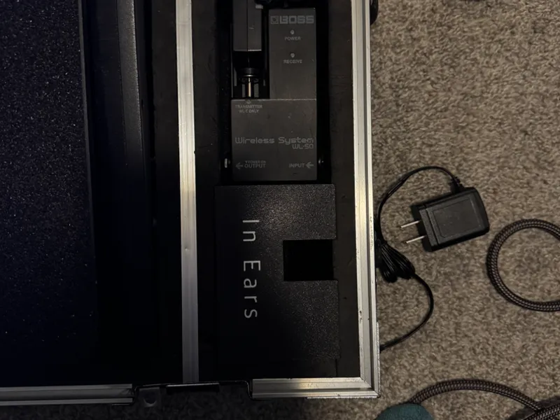 Line 6 Helix Gator Case In-Hear Holder