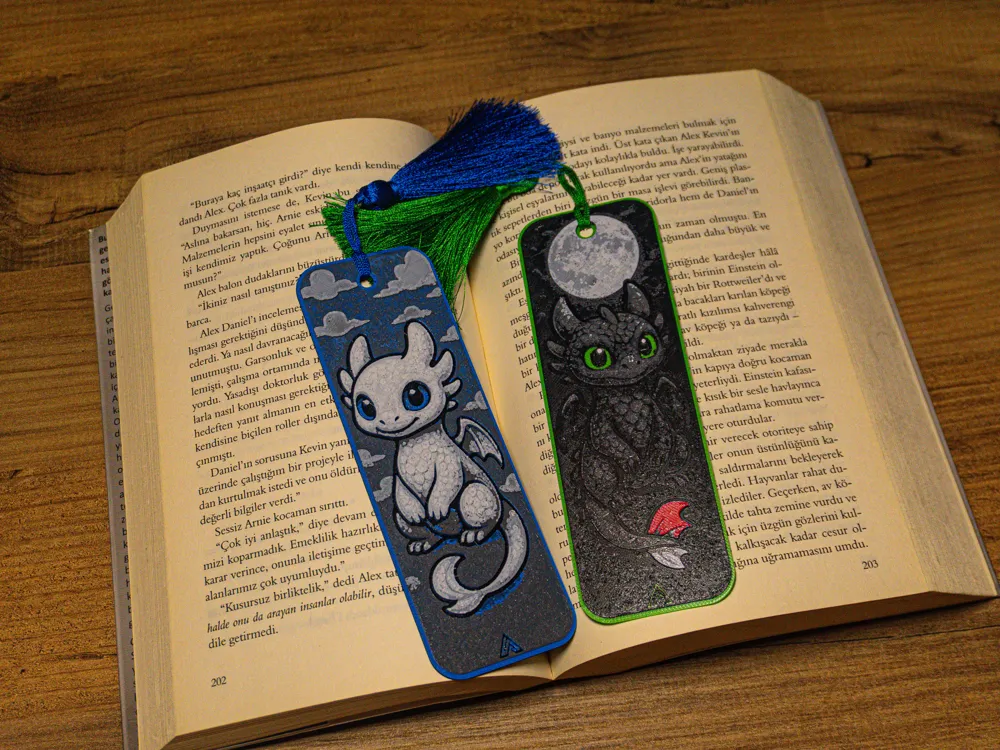 Toothless Dragon - Hueforge Bookmark - Free 3D Print Model - MakerWorld